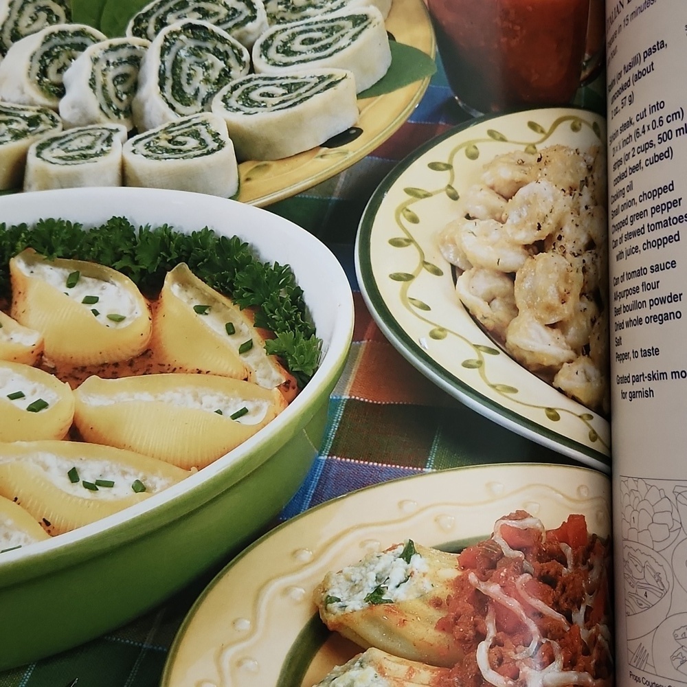 LOT Vintage Cookbooks - Picture 16 of 16